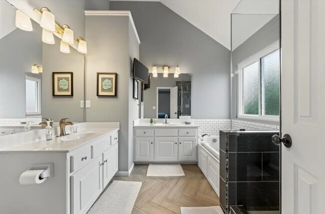 Building Photo - 4410 N 122nd St