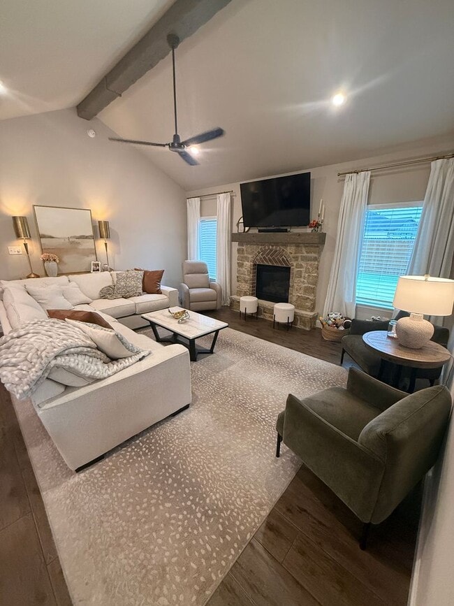 Building Photo - STONEWOOD ESTATES 3/2/2