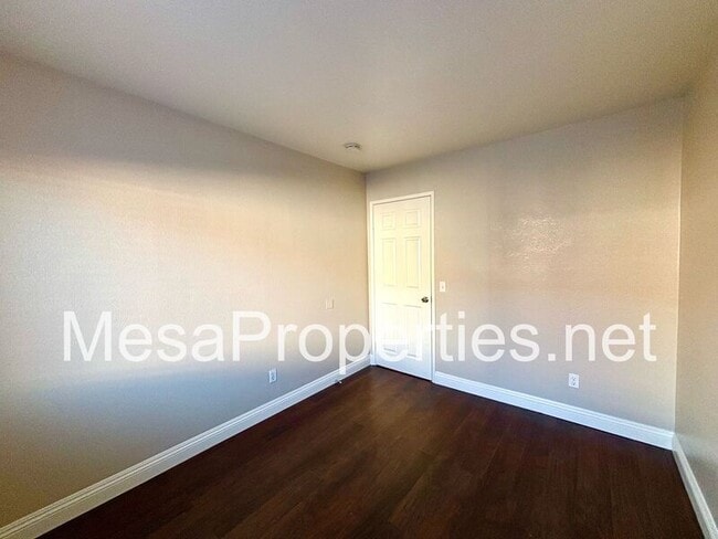 Building Photo - 10607 Moorefield Cir