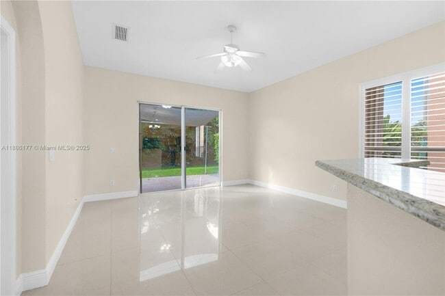 Building Photo - 4108 NE 22nd St