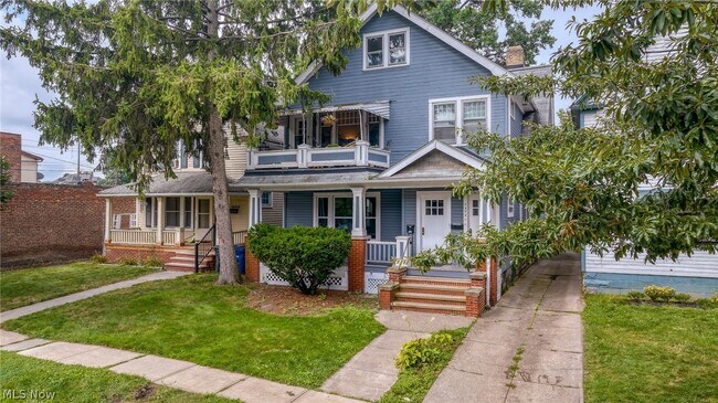 Building Photo - 1372 Bonnieview Ave