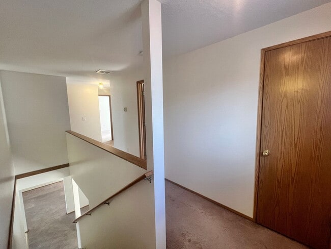 Building Photo - Spacious Home with Large Backyard in Union...