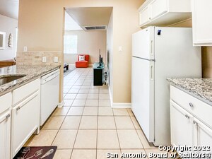 Building Photo - 151 Chapel Hill Cir