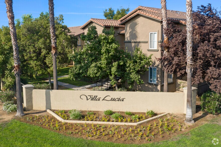 Villa Lucia Apartments 4262 W Figarden Dr Fresno CA 93722 Apartment