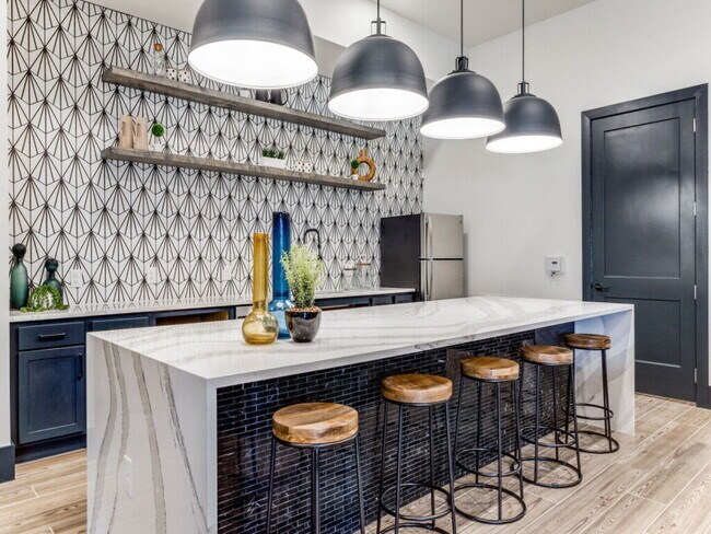 Building Photo - Palladium Lewisville