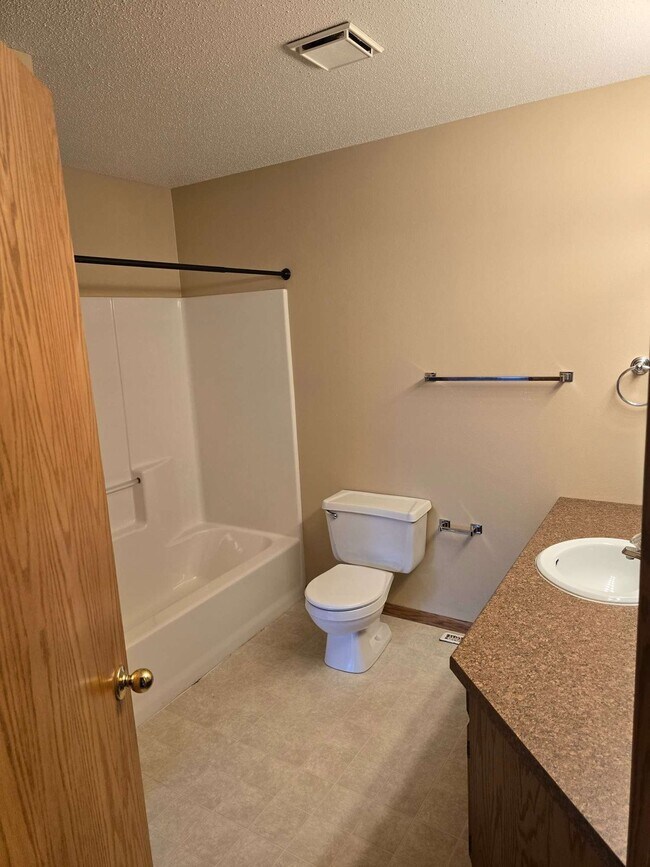 Building Photo - 3502 28th St SW