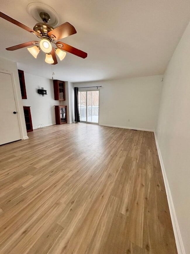 Building Photo - 18250 Paladin Dr