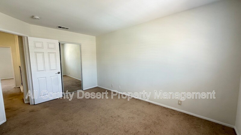 Building Photo - 45374 Sunset Ln