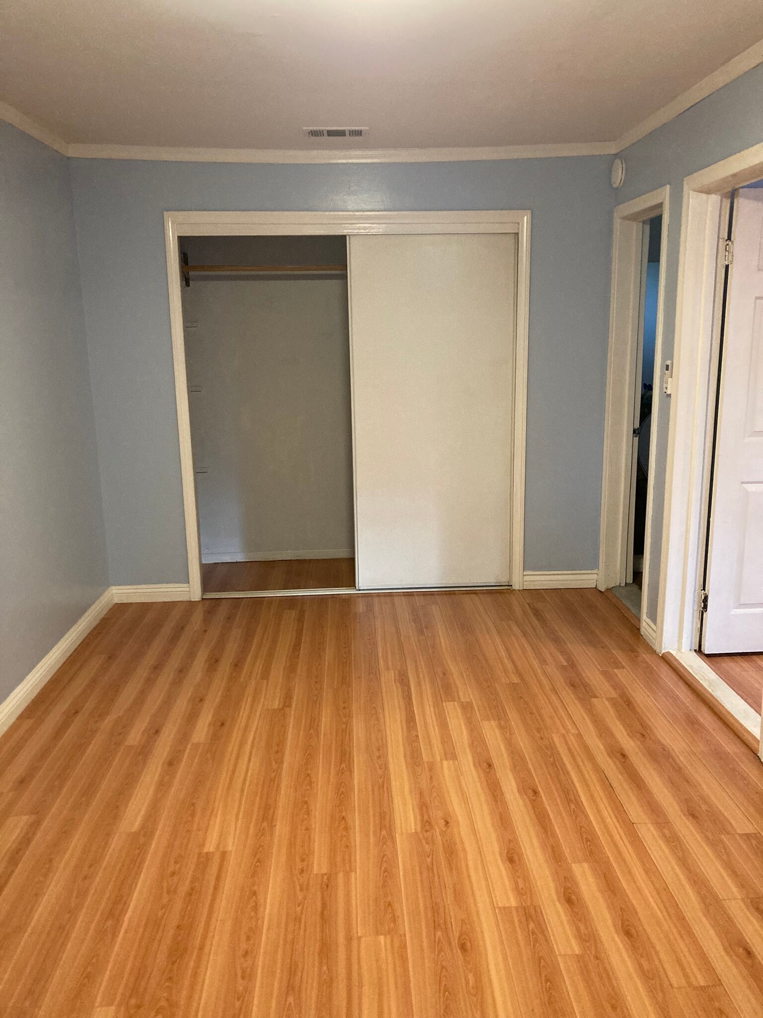 Building Photo - 13012 McKinley Ave