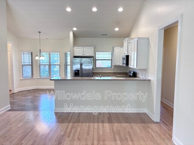 Building Photo - 76 Deep Clay Cir