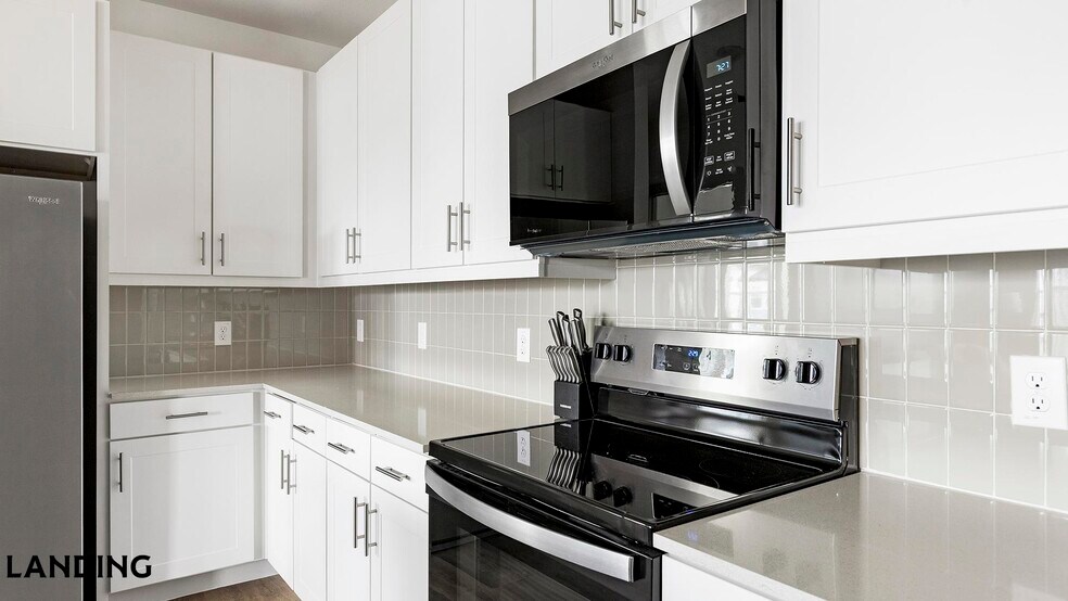 Building Photo - 6426 Crystal Run