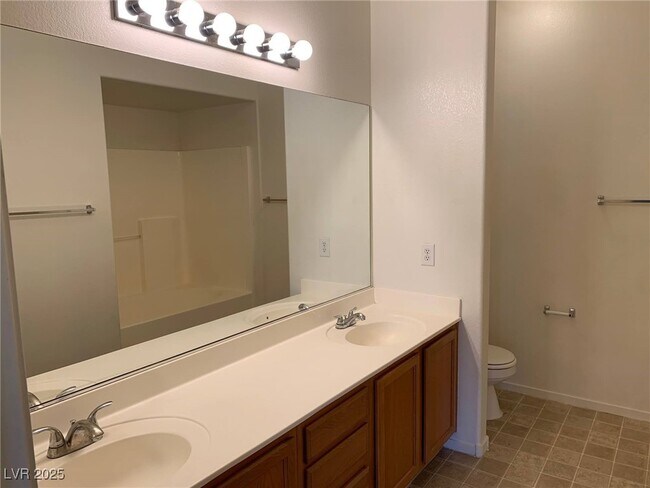 Building Photo - 833 Aspen Peak Loop