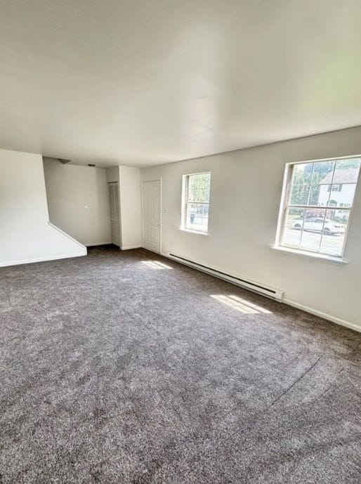 Building Photo - 447 Garland Cir