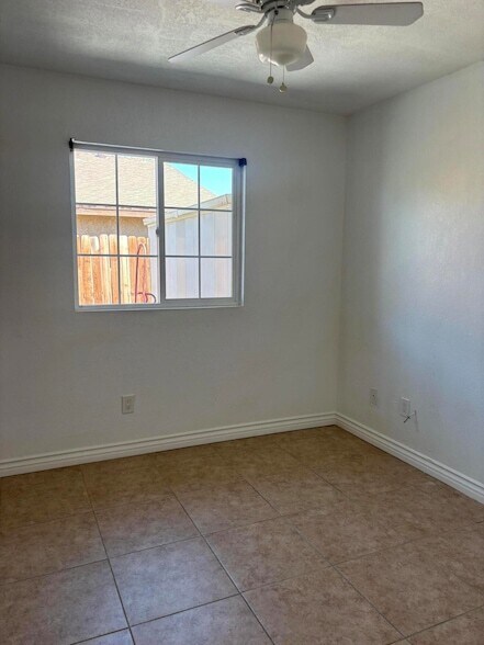 Building Photo - 80747 Columbia Ave