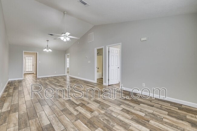 Building Photo - 219 Lynbrook Way