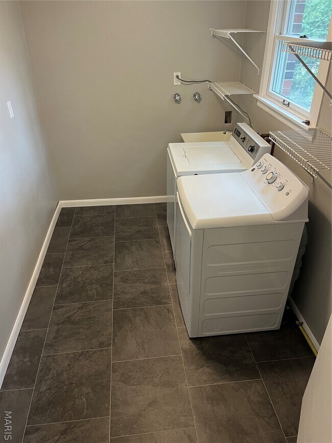 Building Photo - 11107 Leisure Ln