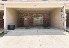 Building Photo - 2320 Calendar Ct