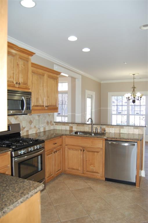 Building Photo - 108 Crenshaw Ct
