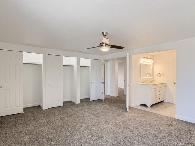 Building Photo - Take advantage of our limited-time offer: ...