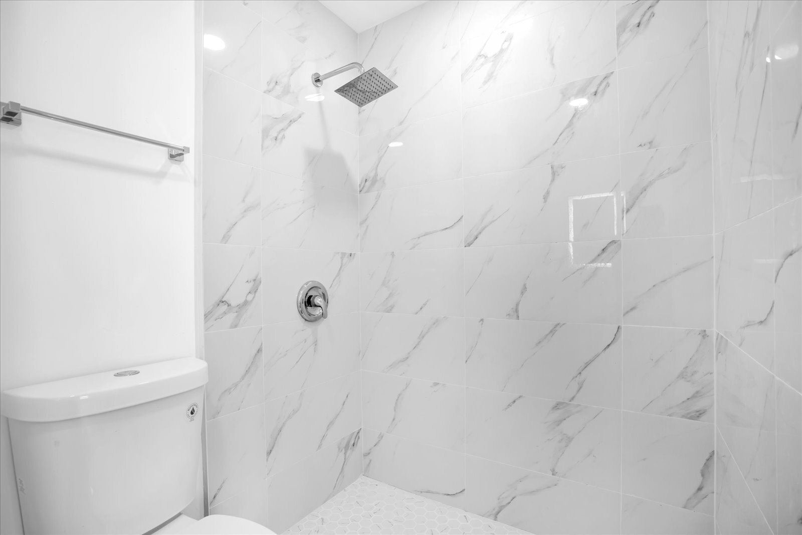 Building Photo - 1730 Avenue C NE