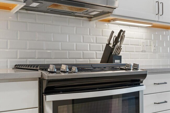 Building Photo - 3242 Anchor Bay Trail