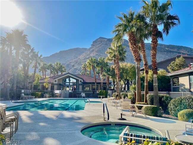 Building Photo - 3360 Cactus Shadow St