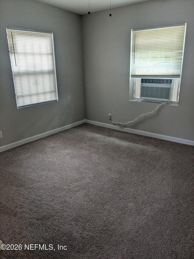 Building Photo - 5306 Paris Ave