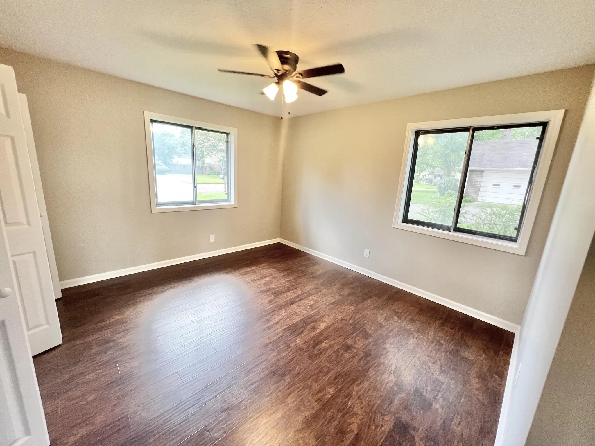 bedroom - 3412 Camellia Cir