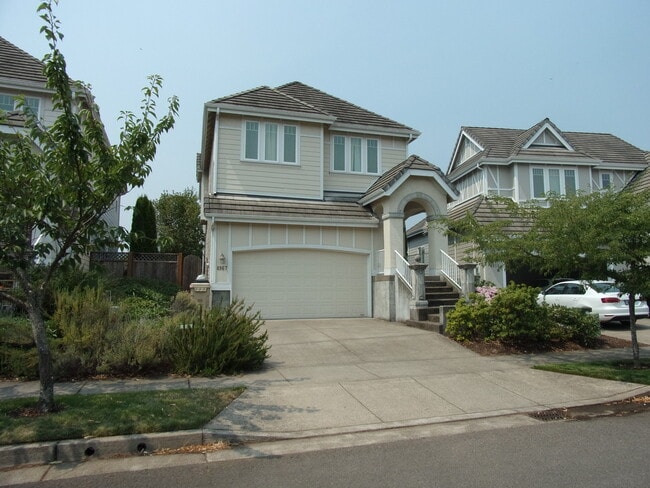 Building Photo - 4967 NW Lavender Cir