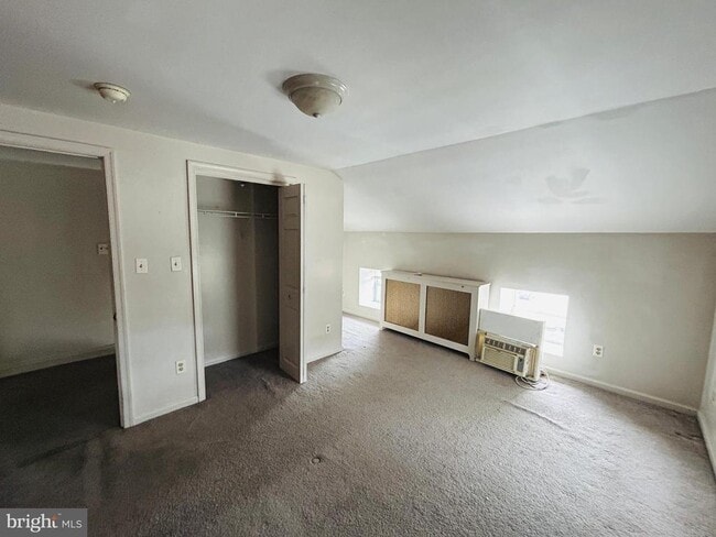 Building Photo - 6500 Ridge Ave
