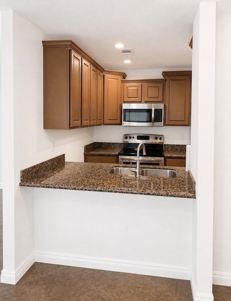 Building Photo - 10321 Bridgeland Ln