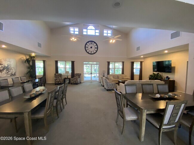 Building Photo - 8951 Lake Dr