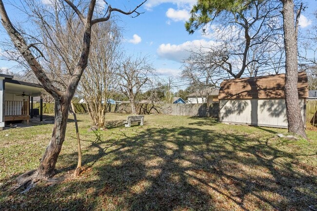 Building Photo - 1132 18th Ave N