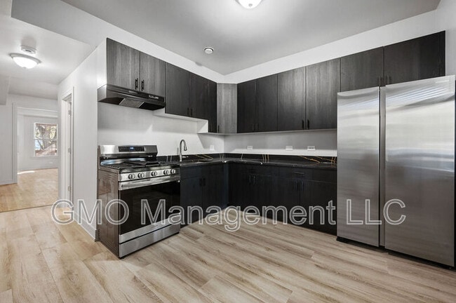 Building Photo - 7050 S Throop St