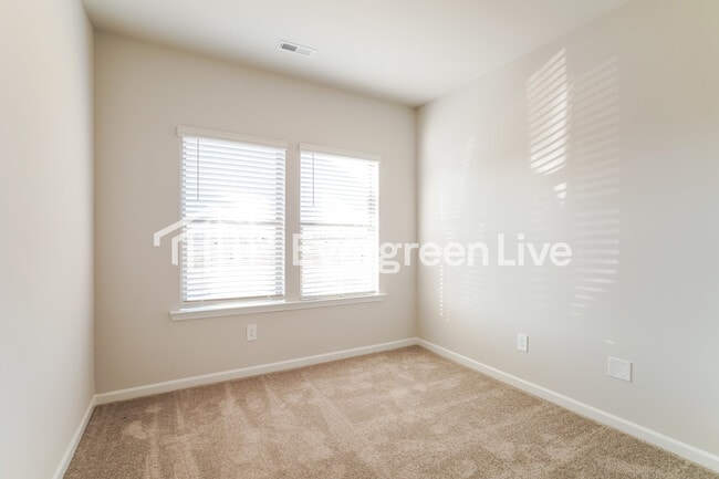 Building Photo - 17767 Denham Cir