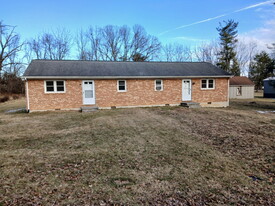 Building Photo - 385 Teel St