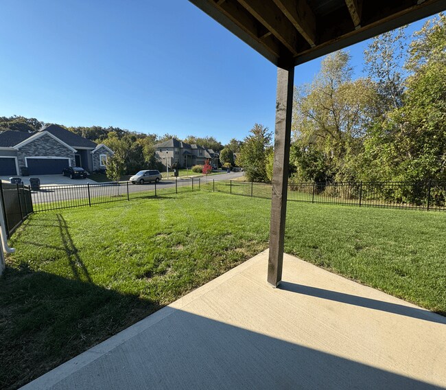 Building Photo - 11014 S Millstone Dr