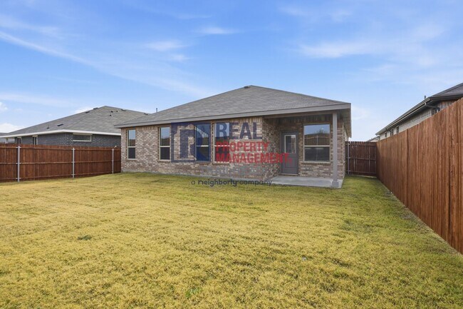 Building Photo - Thoughtfully Arranged Single-Story Home with Open Living