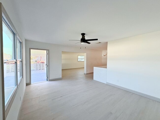 Building Photo - Fully Renovated 2BR Home with Designer Finishes & Fenced Yard