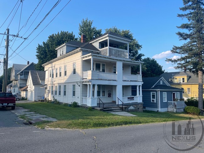 Building Photo - 62 Vail St