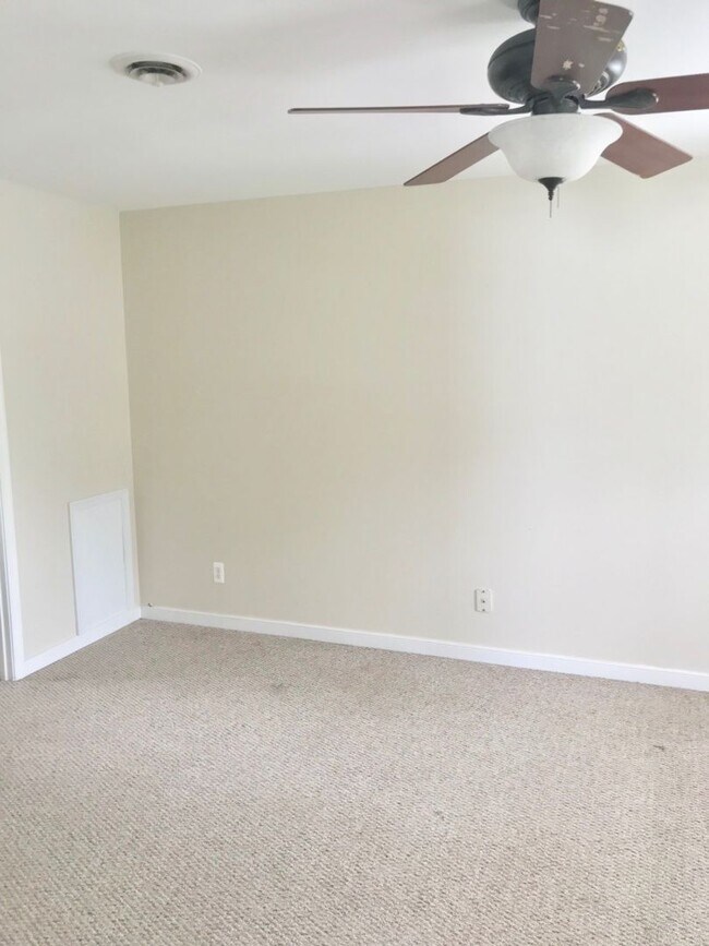 Building Photo - 4610 River Mill Ct