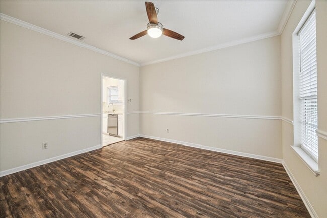 Building Photo - 16403 Wellers Way