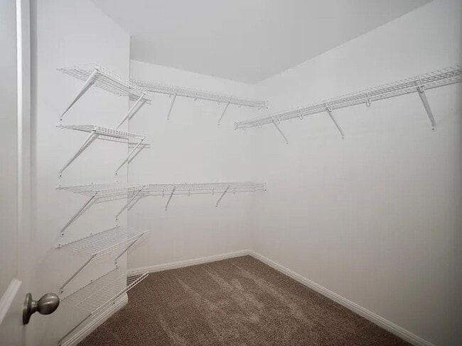 Building Photo - Spacious & Elegant One-Story Living in Stonebridge Crossing