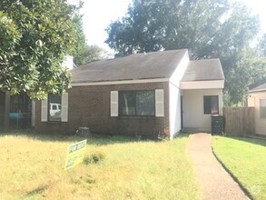 Building Photo - 4579 Buffer Dr