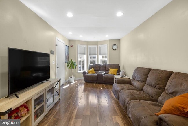 Primary Photo - 134 S 46th St