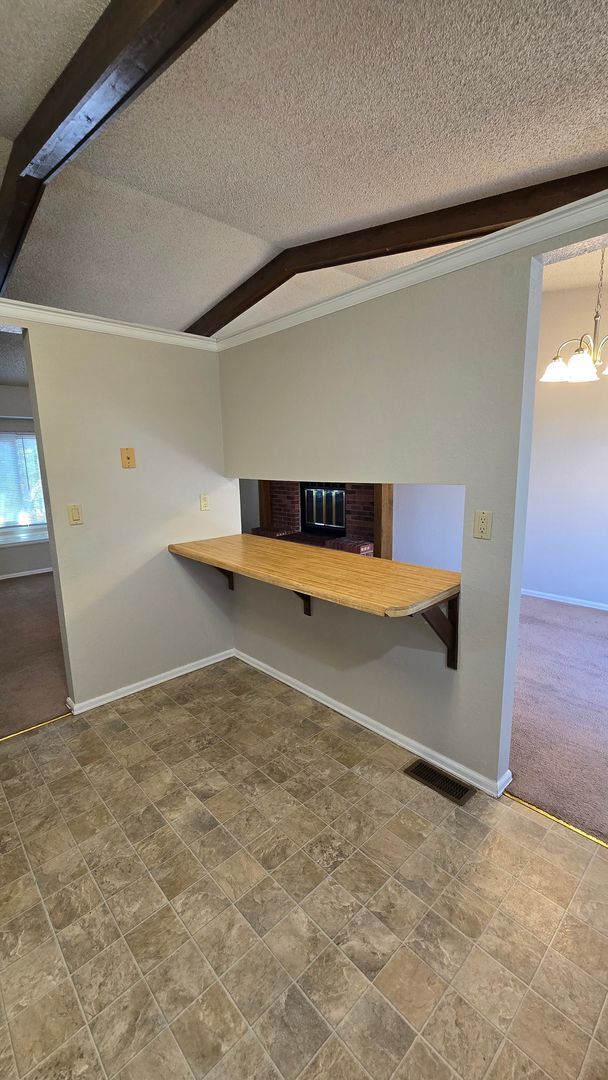 Building Photo - 4020 Thundercloud Dr