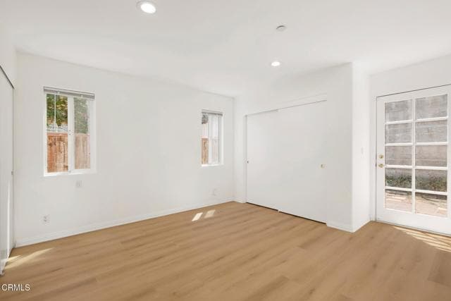 Building Photo - 3211 Kenneth Dr