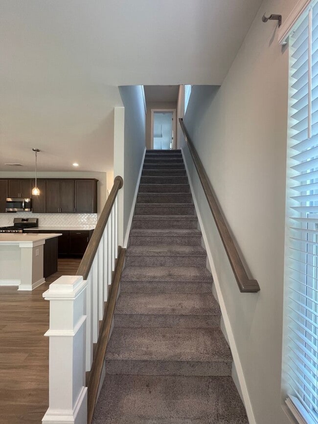 Building Photo - Beautiful Townhome located in Pineville, NC
