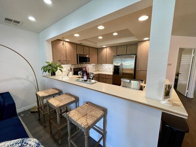 Building Photo - 41539 Woodhaven Dr W