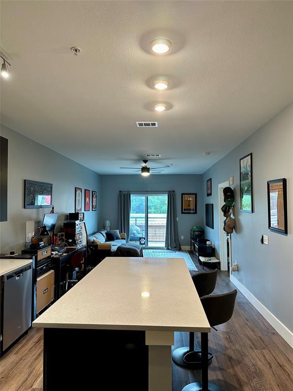 Building Photo - 6444 Burnet Rd